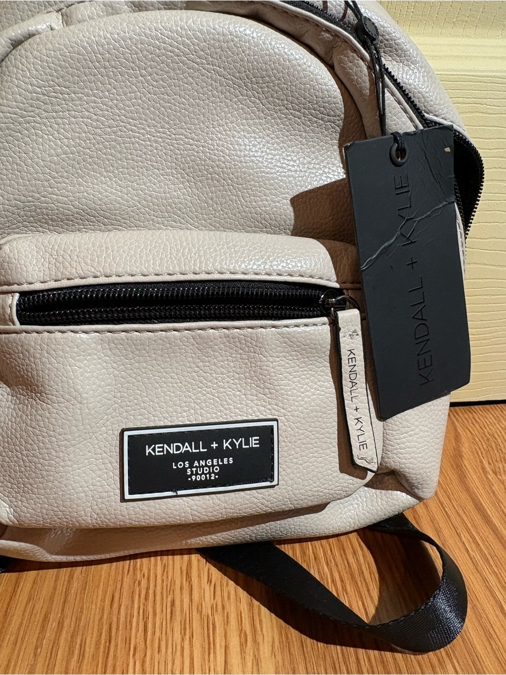 Kendall & Kylie Black High-Rise Button Shorts AND backpack - Picture 6 of 13